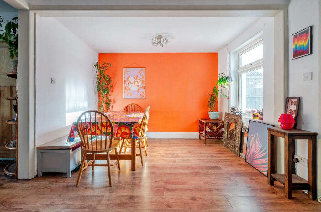 1382651-13-691b18...