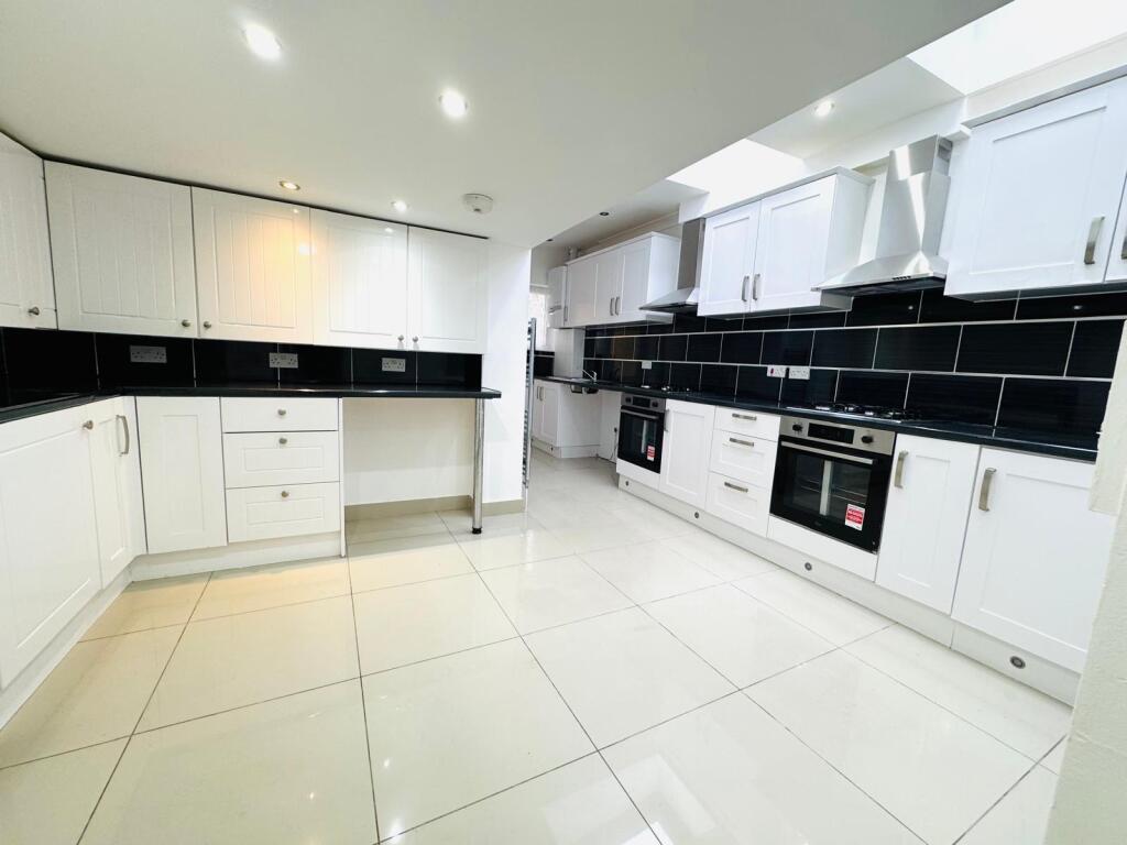 Oakfield Road, East Ham, E6