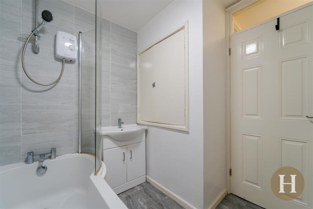 Hadleigh Estate Agents-2.jpg