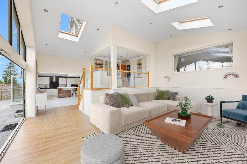 St Johns Road, Loughton, Essex