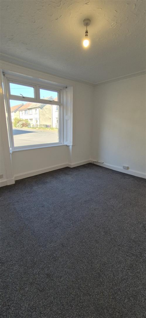 12 Burnbank Street Bedroom.png