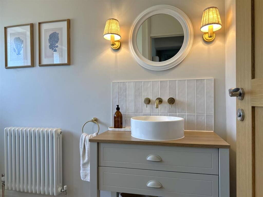 Quality Bathroom Fittings 087