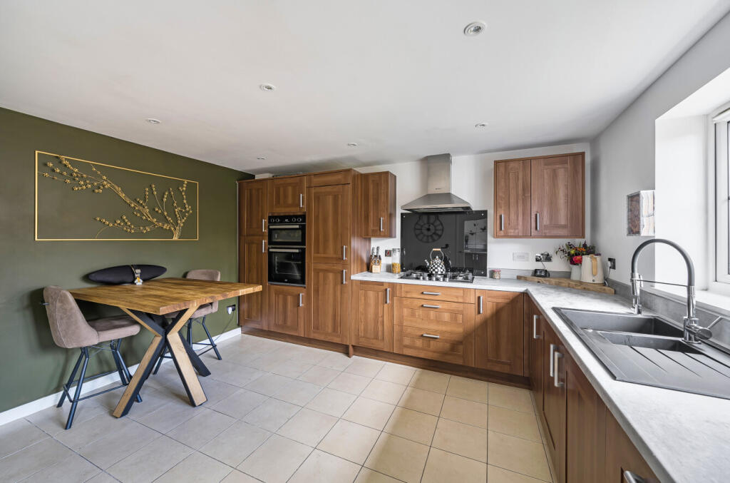 1333574-9-688cade...