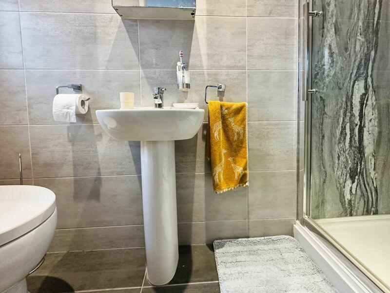 Ensuite