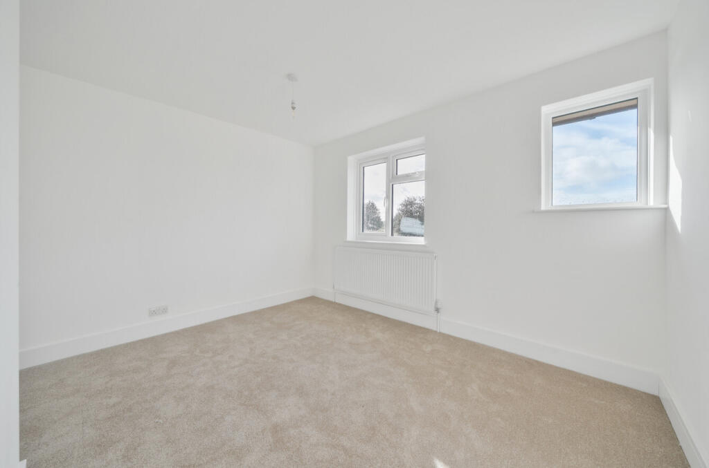 1371438-9-68f641d...