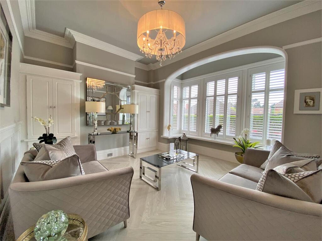 St Annes Road East, 200, coffee lounge (2.JPG