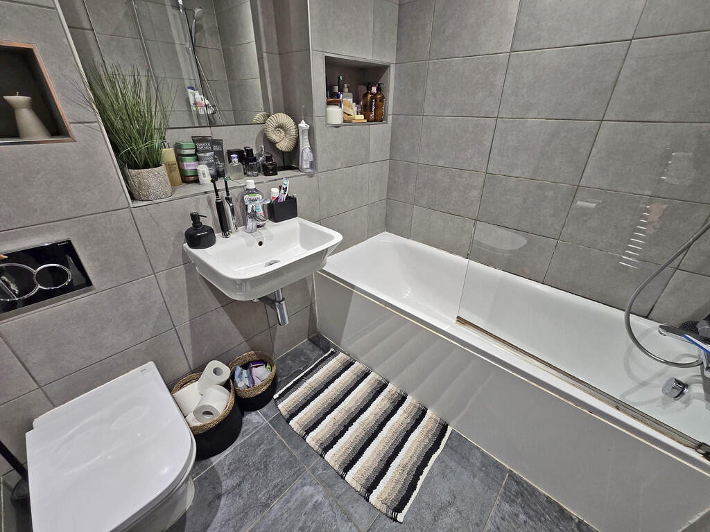 Bathroom (1)