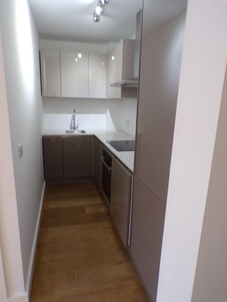 Kitchen (2)