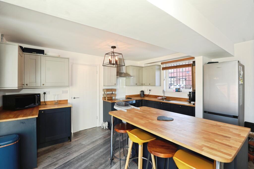 Living kitchen diner