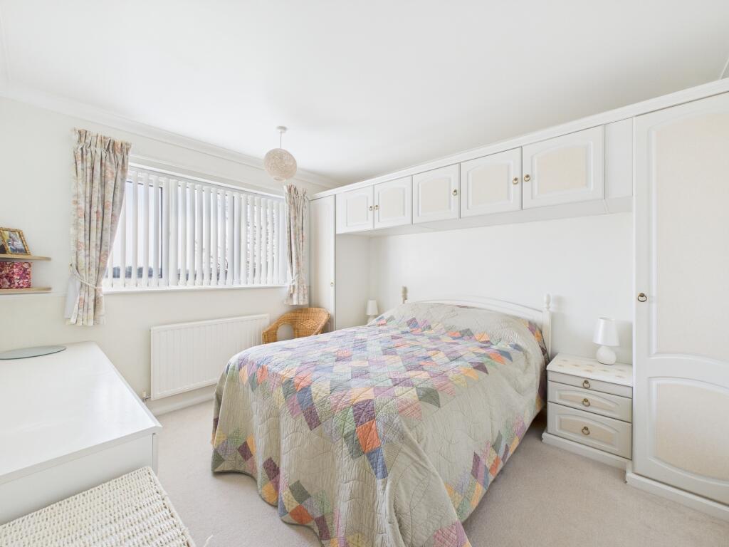 CAM04825G0-PR0006-STILL002