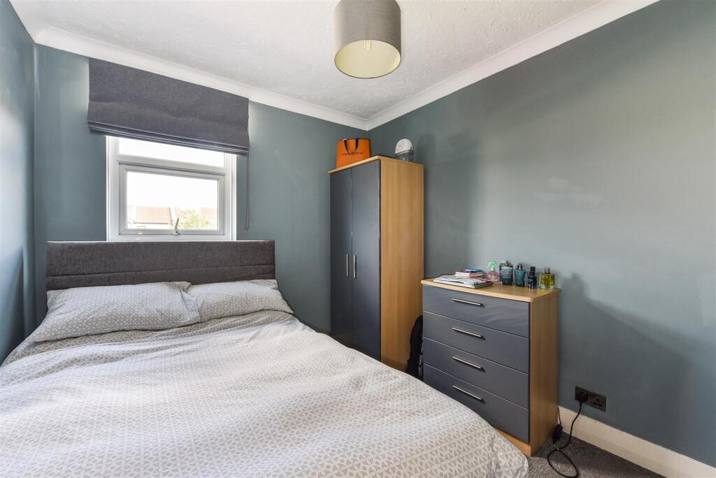Bedroom 2.jpg