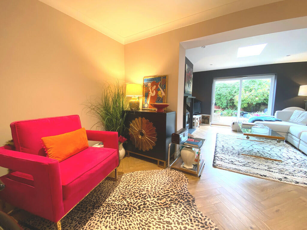 Dining Area/Recep...