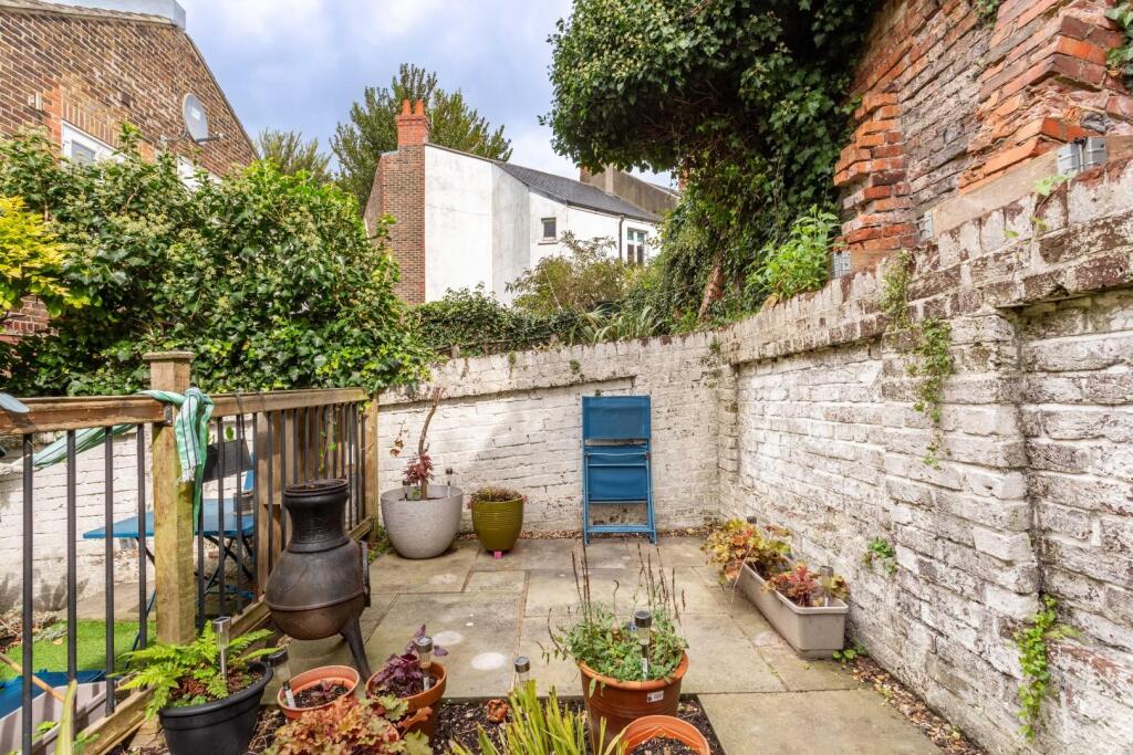garden (2).jpg