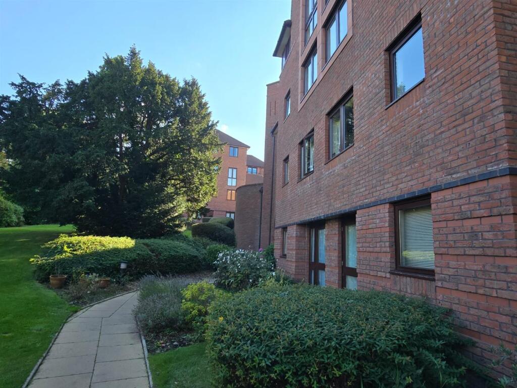 WhatsApp Image 2025-09-26 at 15.47.32_d3a445f4.jpg