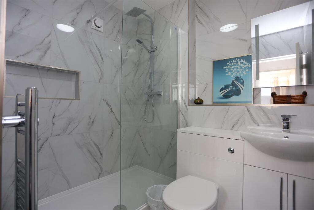 1a Sussex Heights (14).JPG