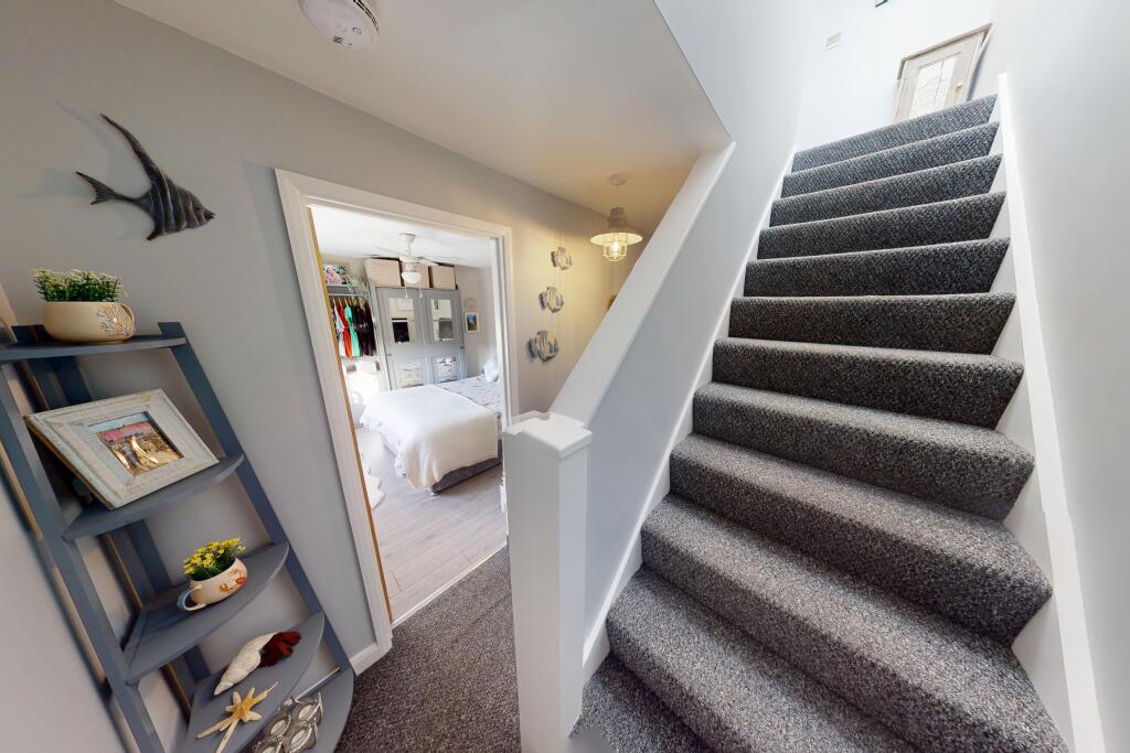 stairs to 2nd floor