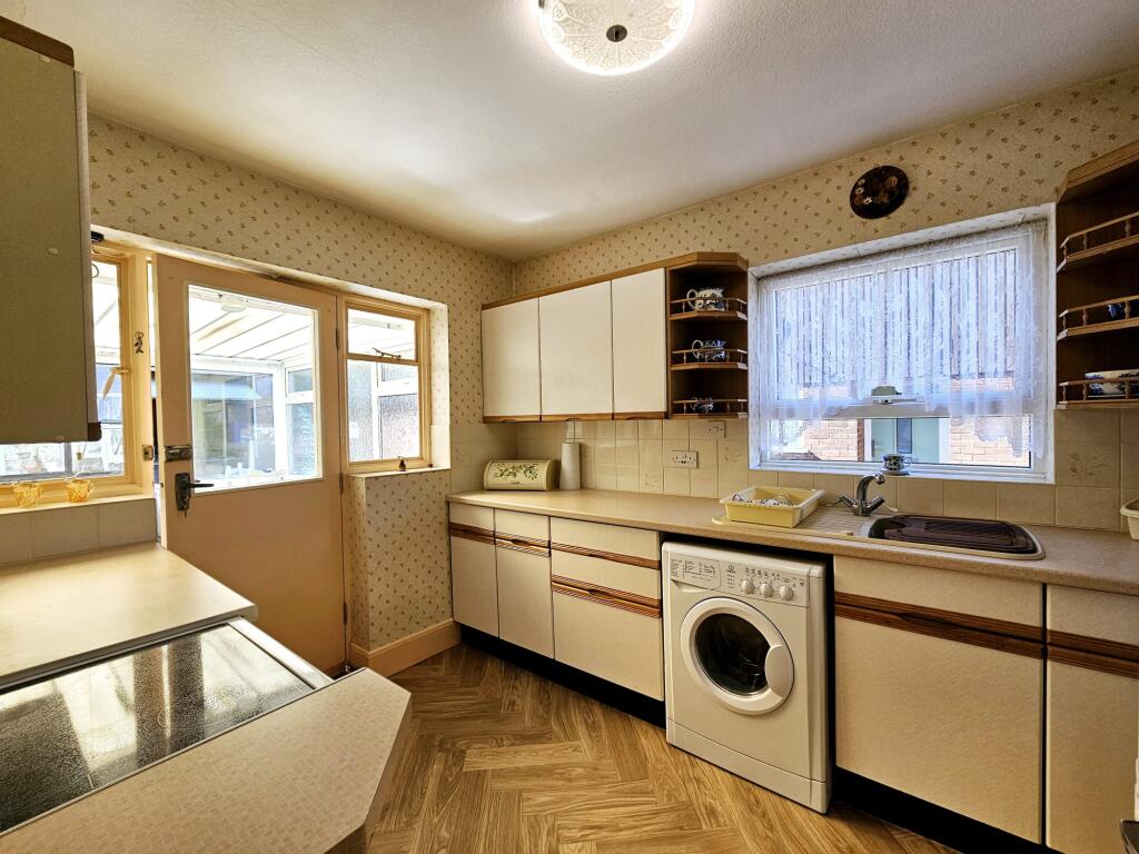 8deb8db2-87fb-4dbb-a4a0-869b4ac1694d