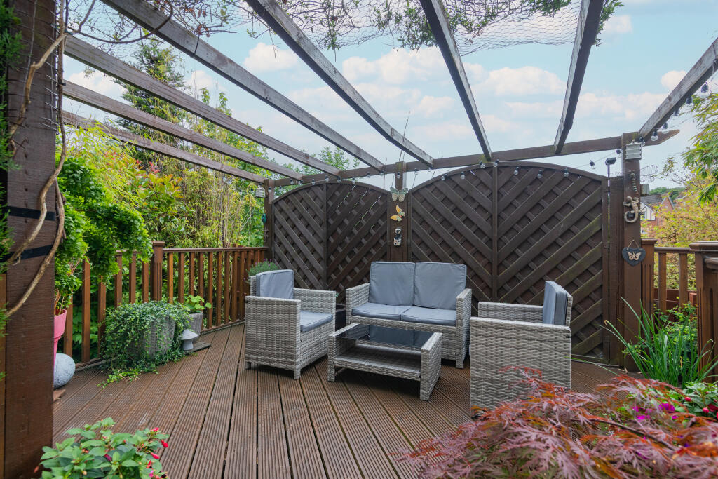 42 Strathcarron Drive, Paisley PA27AW-36