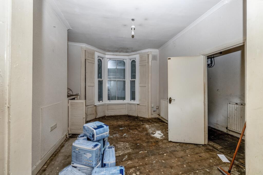 74 Lyal Road, Bow London E3 5QQ