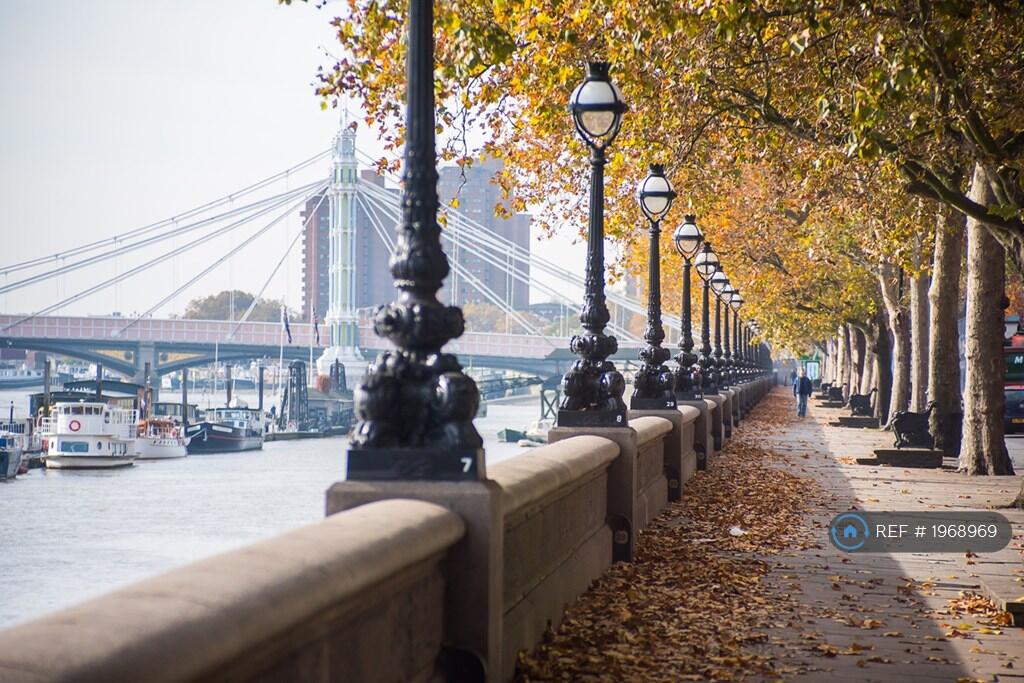 Amazing River Walks Or Run Just Outside The House.