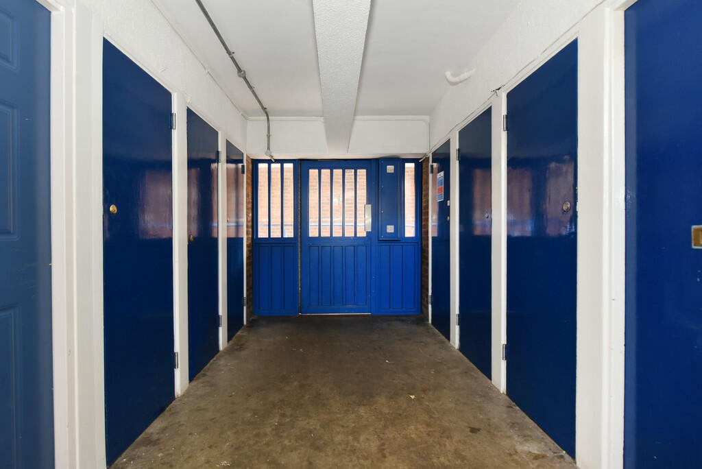 132 parkside esta...