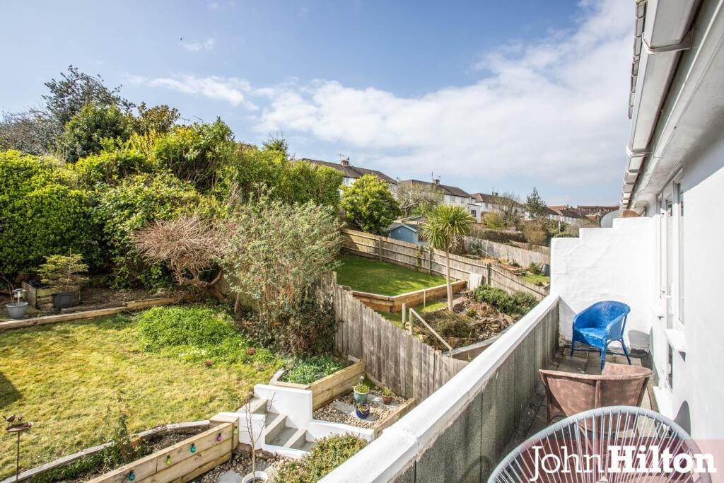 Goldstone Crescent-44.jpg