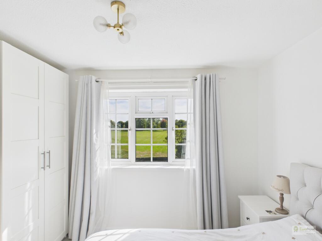 Raven Close - Bed 1 - 2 - EweMove Mildenhall