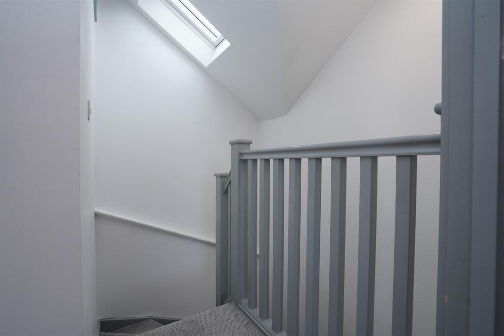 120 Shrubland Street-15.jpg