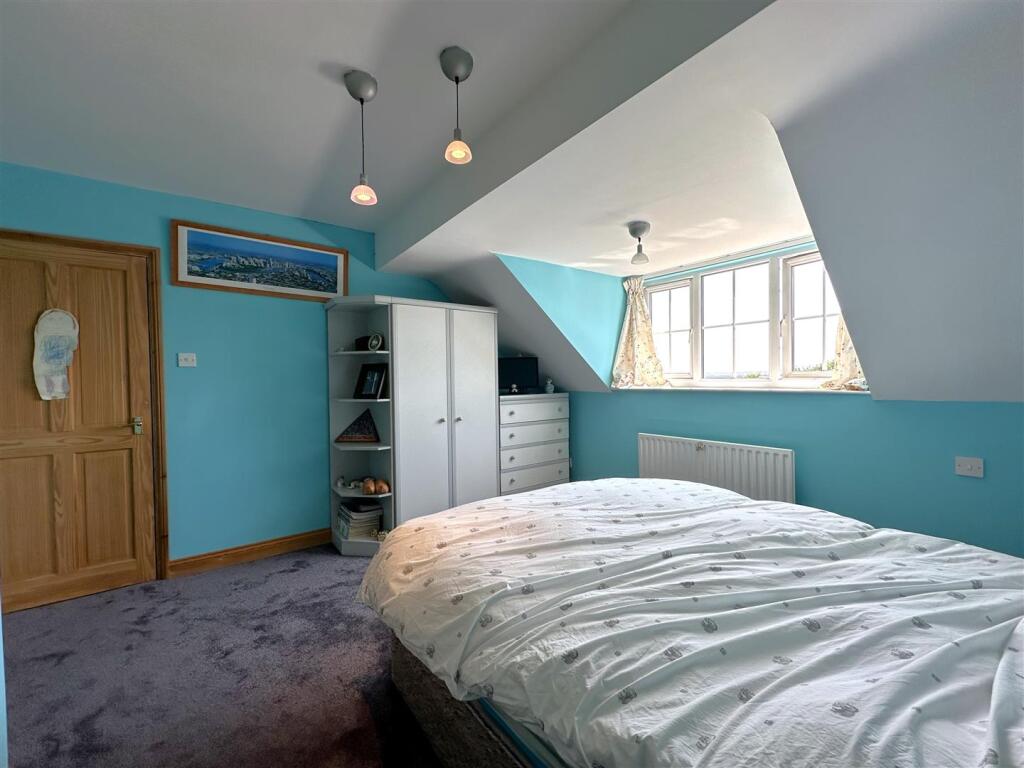Second Bedroom Into En-Suite 866