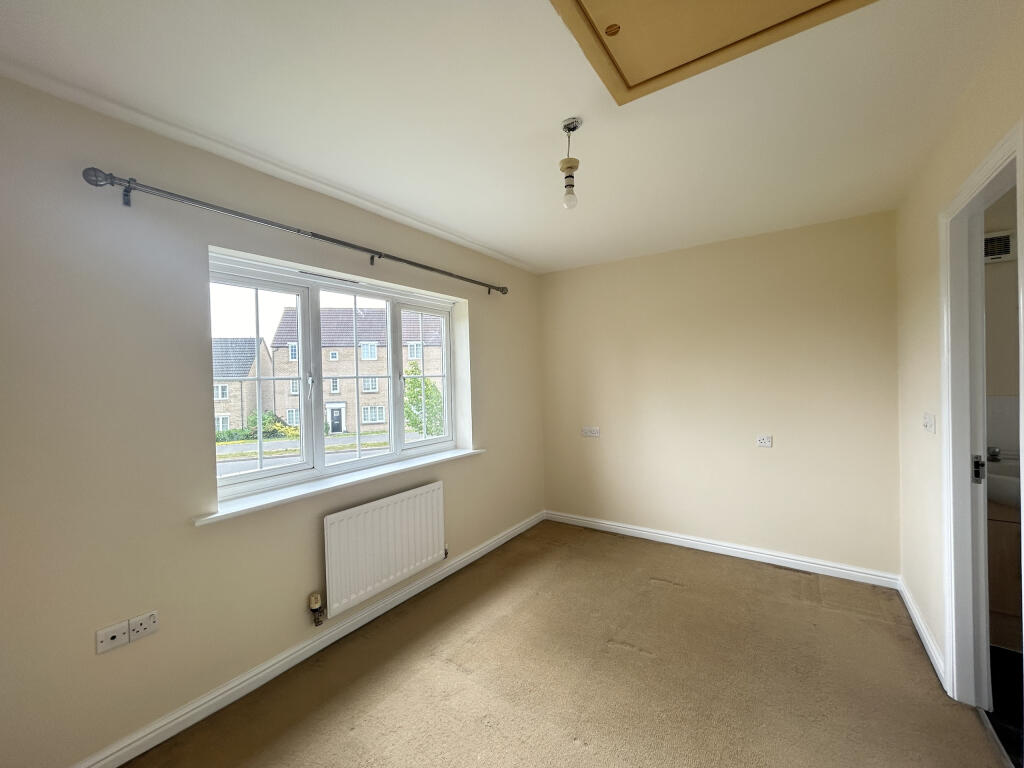 bedroom 1.jpeg