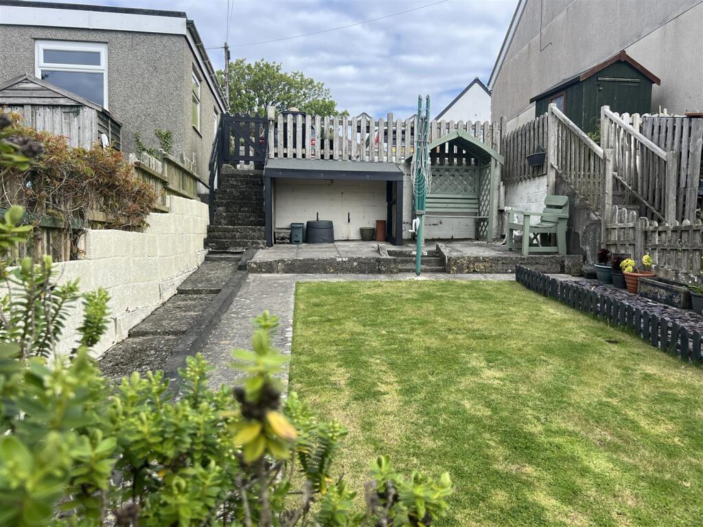 Garden, Parking &amp; Views