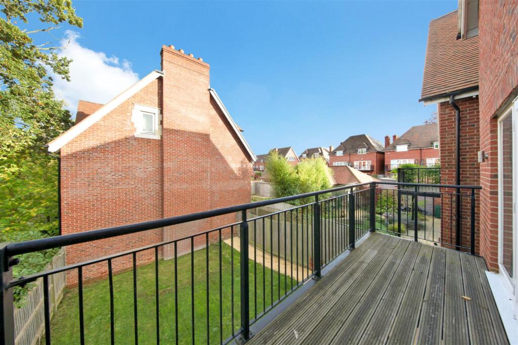 10 Phelps Lane - JByvTMl84Q22G1xsrdIr.jpg