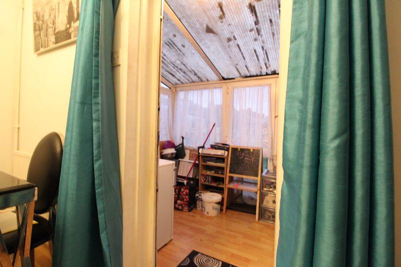 Photo 34