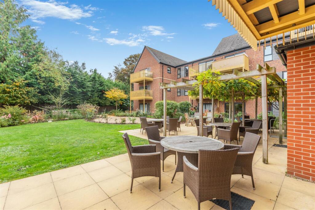 75 Park Gardens, Banbury-25.jpg