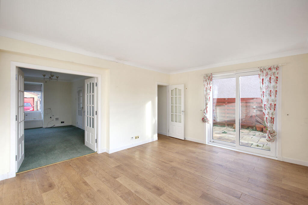 Sun Room/Dining Room