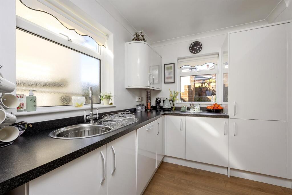 Kitchen/Dining Room