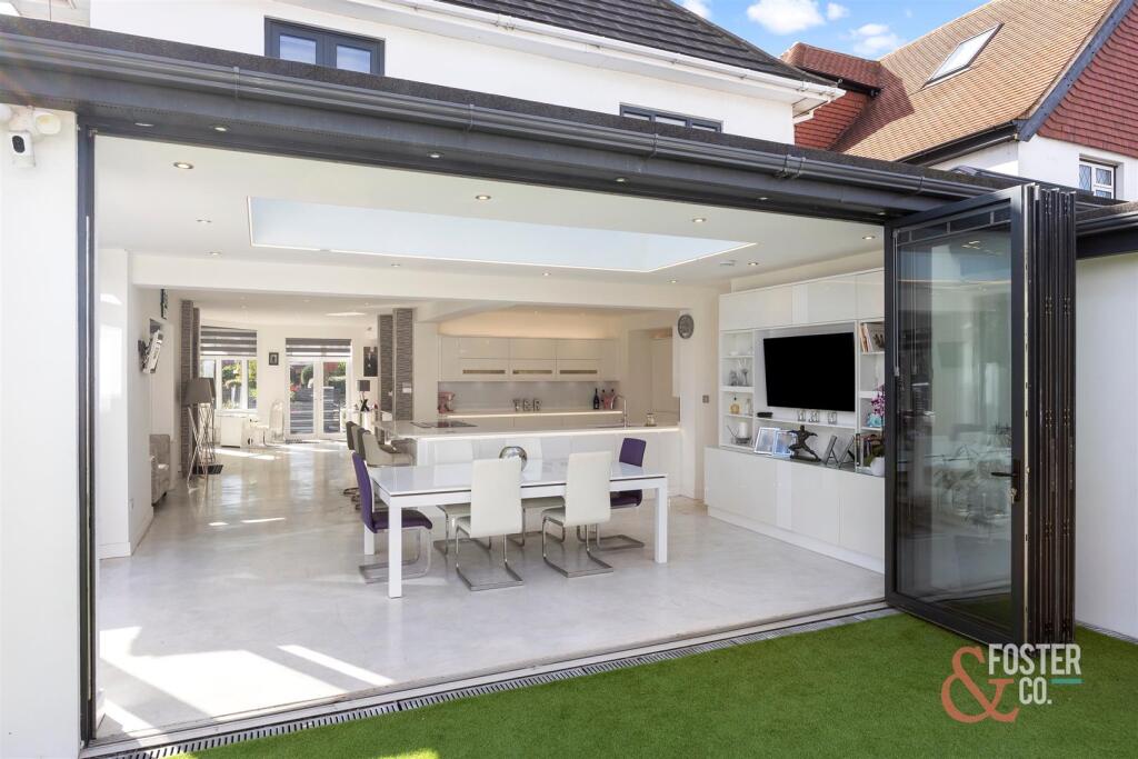 New Church Road, 85-020.JPG