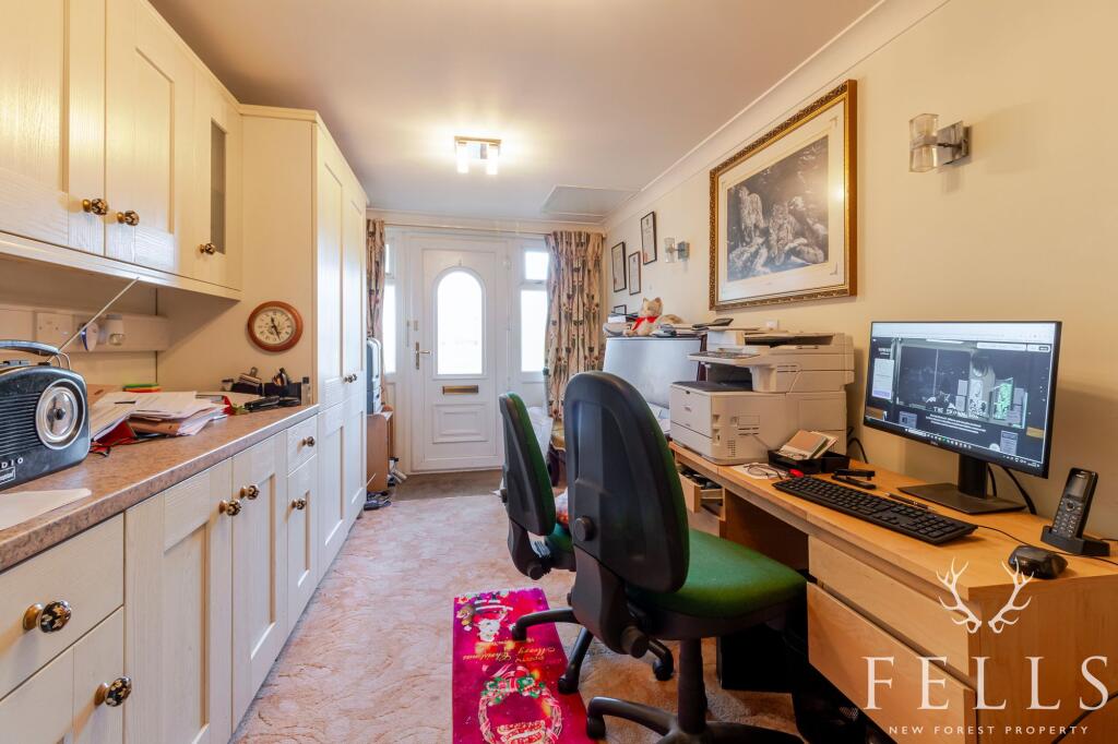 Office or further ground floor bedroom