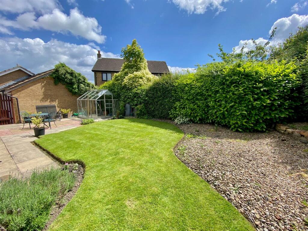Bramleys Estate Agents - Bolehill Park - Brighouse
