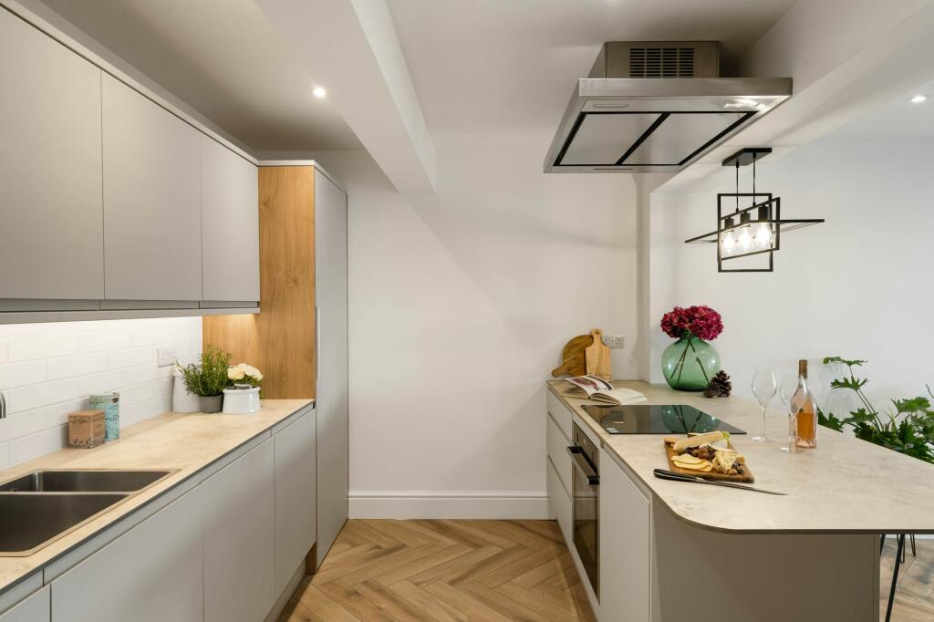 100 Victoria Road, Dartmouth_Kitchen