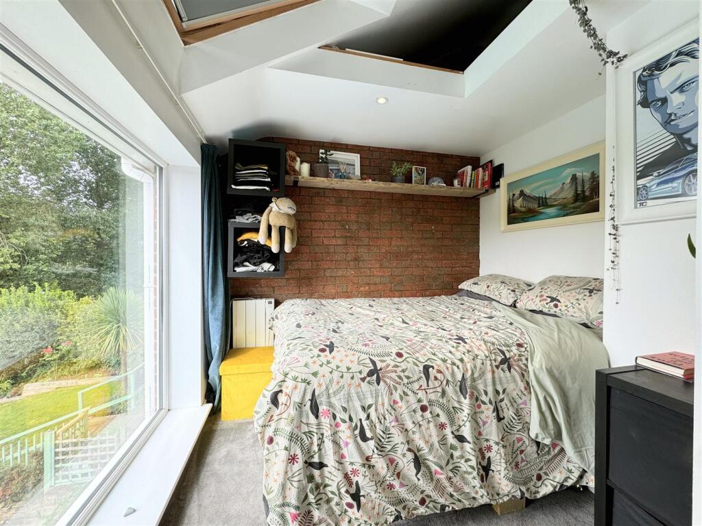 Bedroom 6 (Extension)