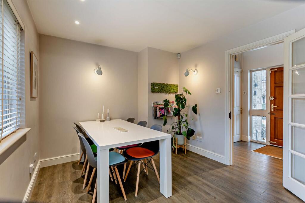 8638837-interior07-8