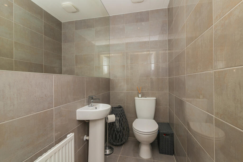 85 barskiven Road L-10