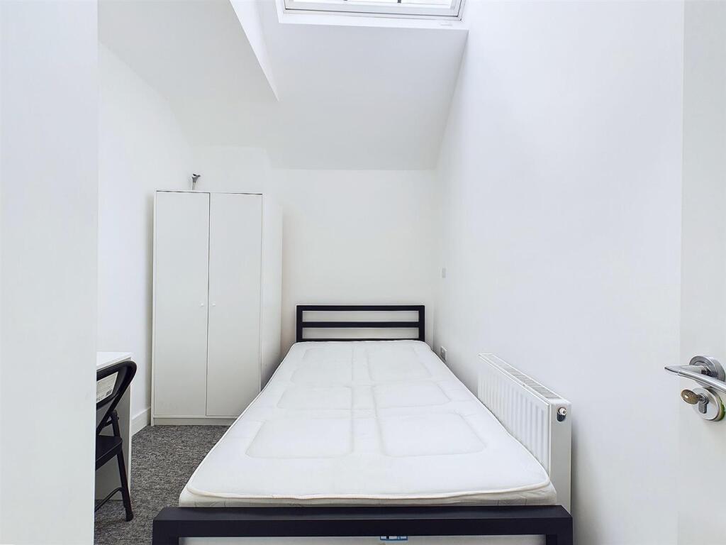 5 - Six-Bedroom HMO for Auction, Westbury-on-Trym.