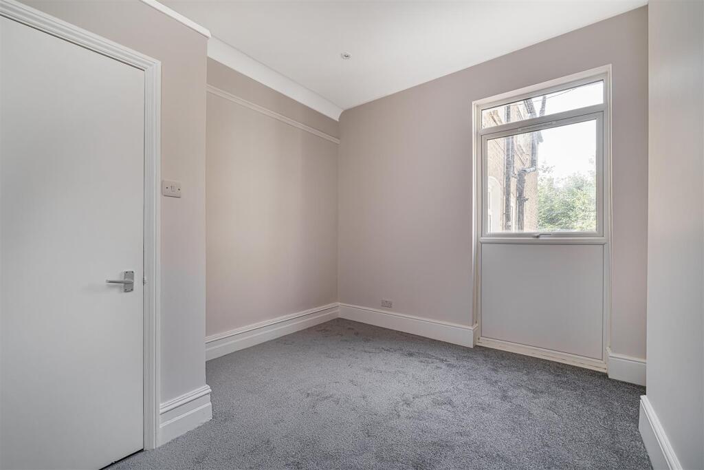 Brownhill Road-3.JPG