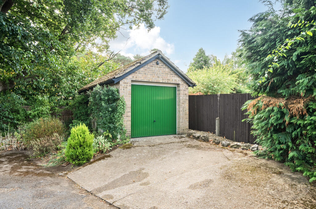 f5d8d9c0-947d-471...