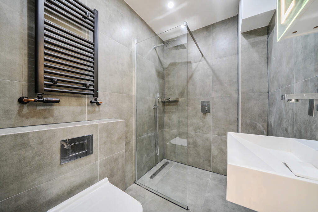 1320702-15-687505...