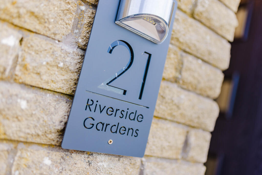 21 Riverside Gardens (26 of 56)