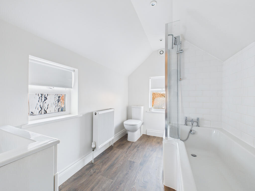 CAM02536G0-PR0030-STILL016