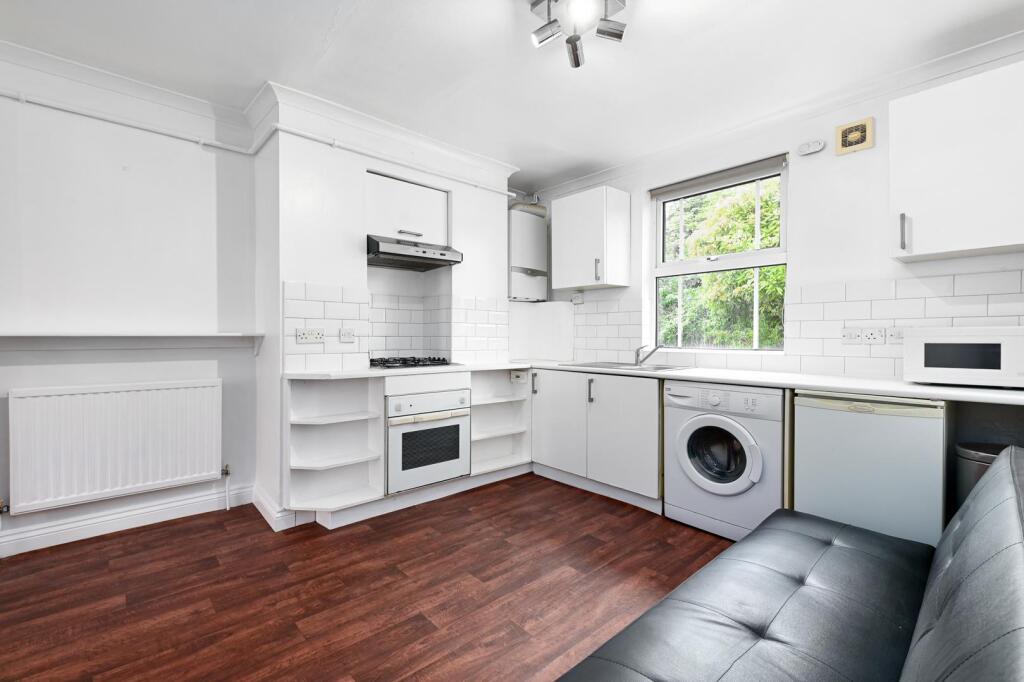 Flat 1, 25 William St (3).jpg